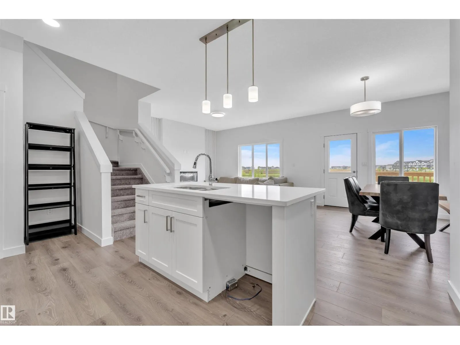 19131 29 AV NW