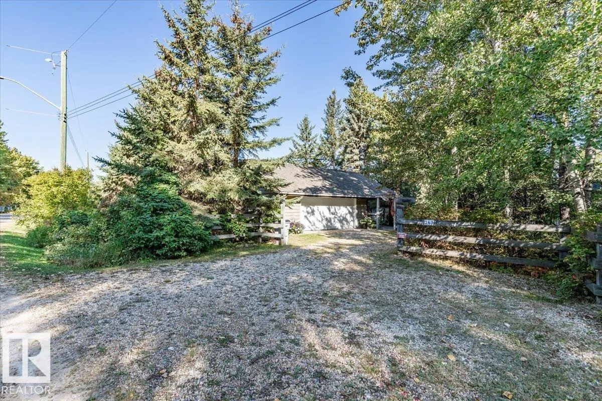 263 Lakeshore DR