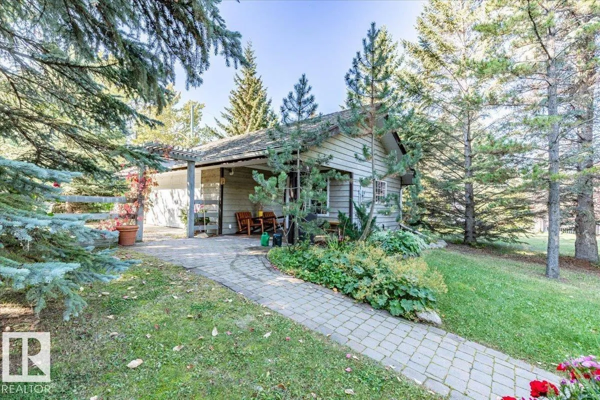 263 Lakeshore DR