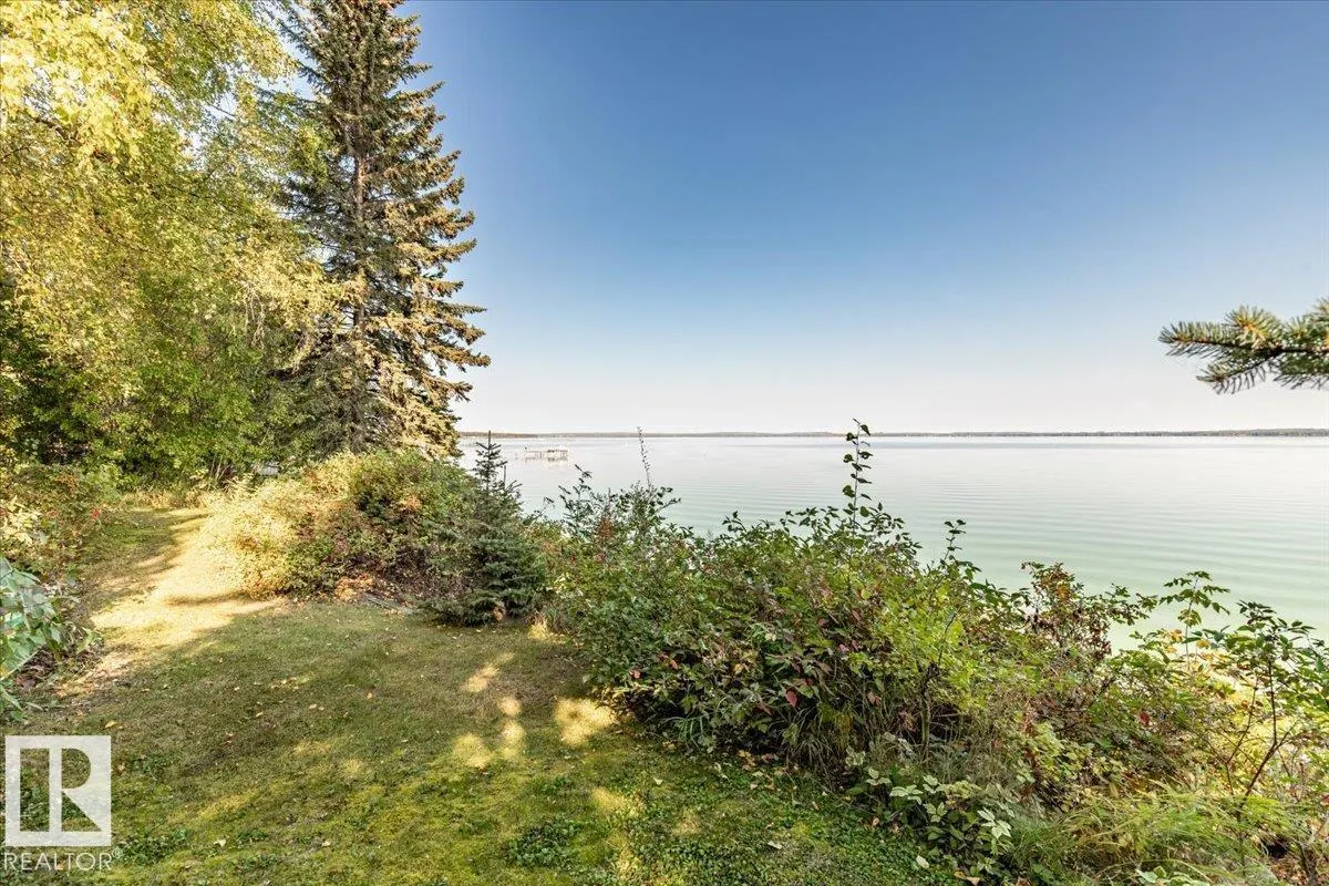 263 Lakeshore DR