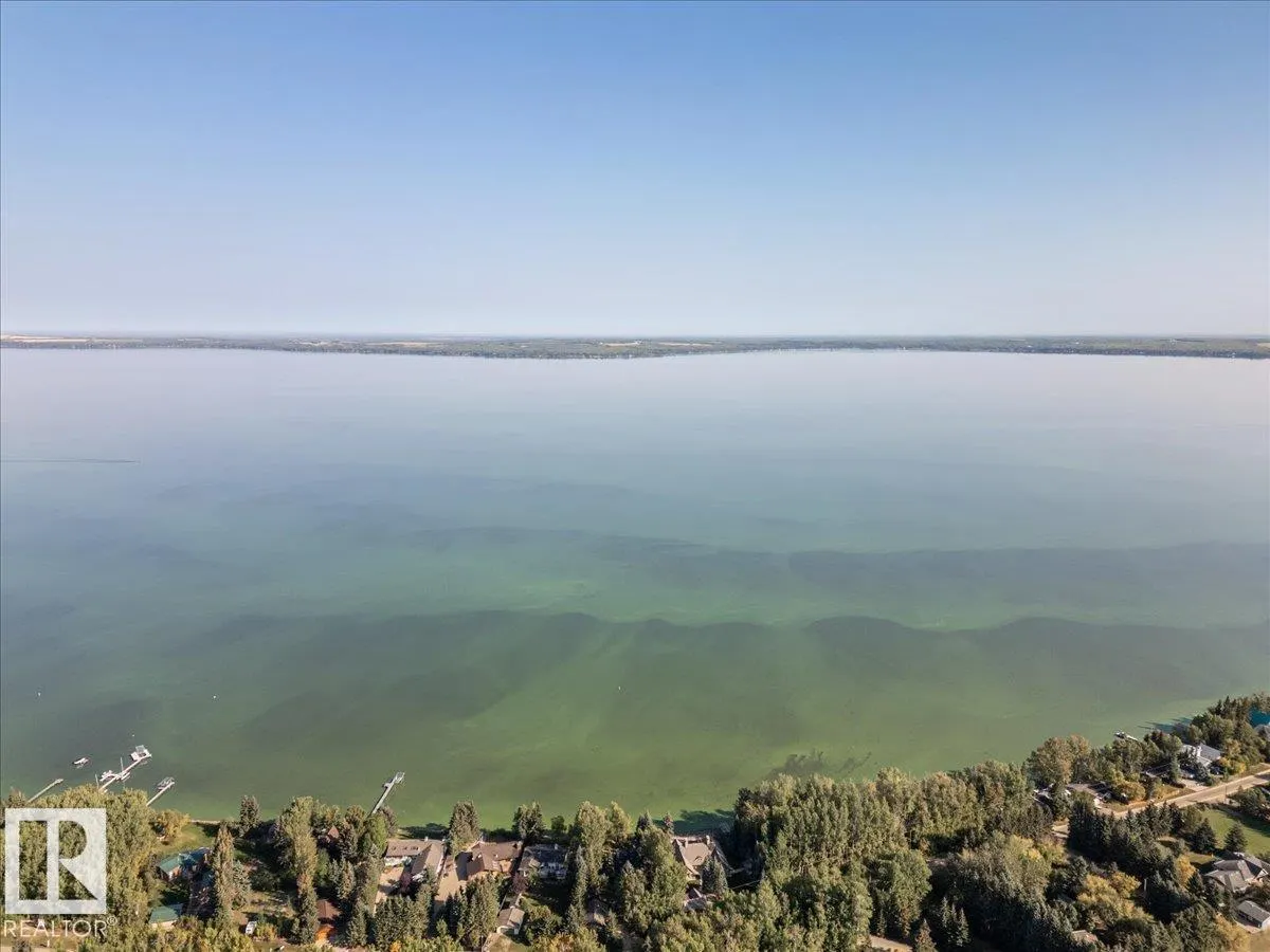 263 Lakeshore DR