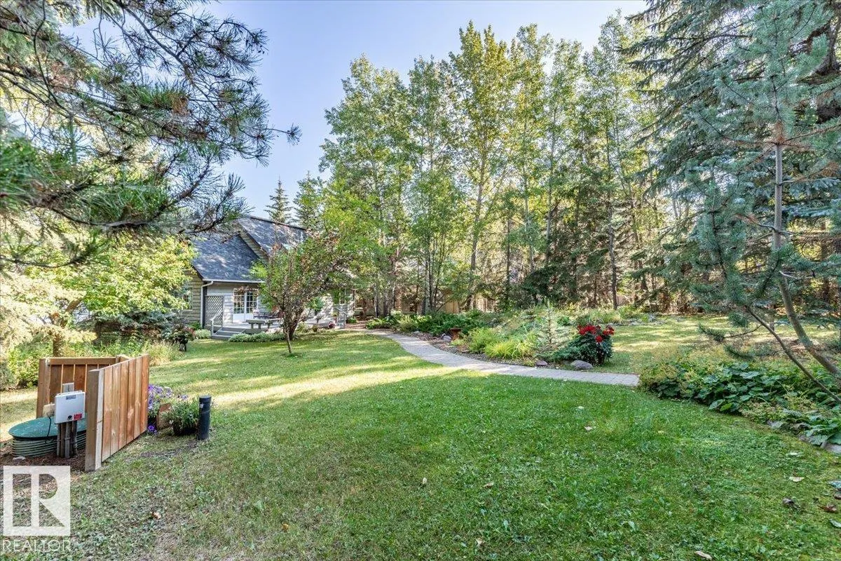 263 Lakeshore DR