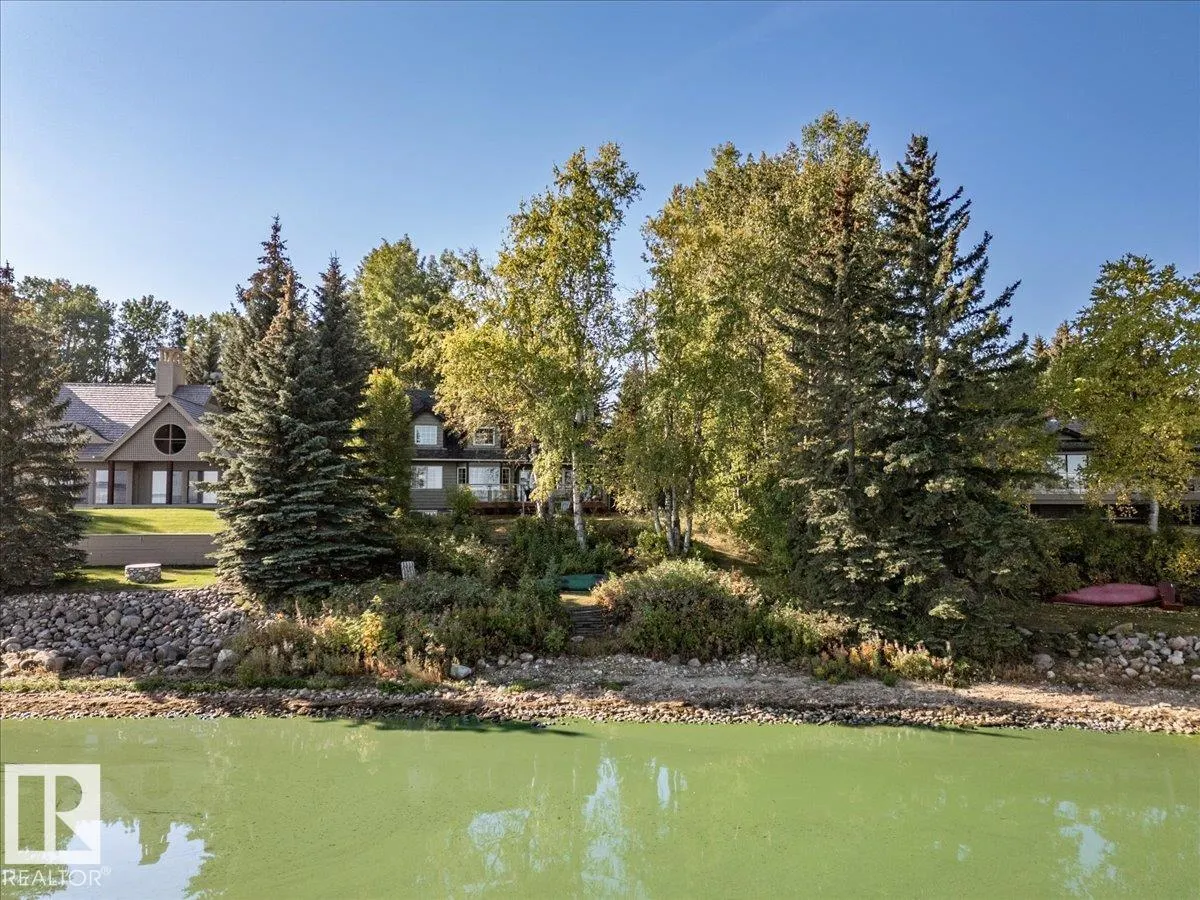 263 Lakeshore DR