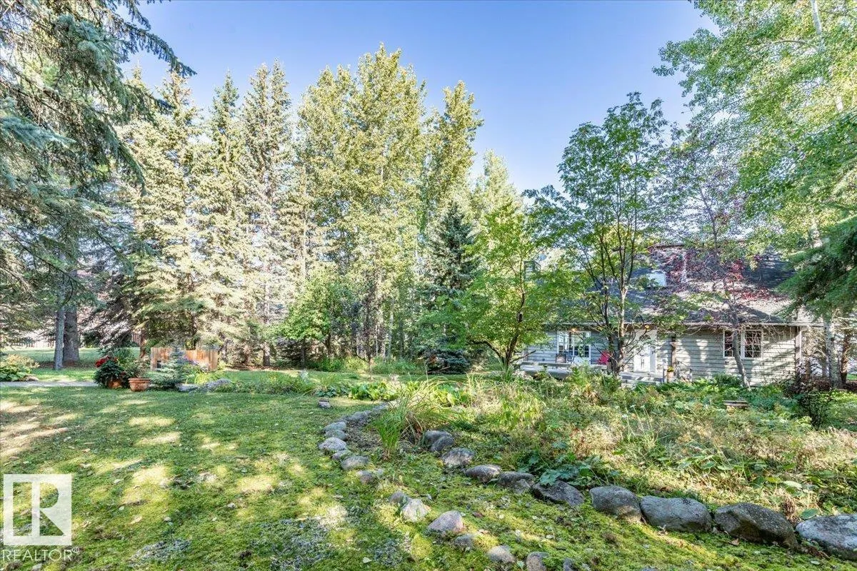 263 Lakeshore DR
