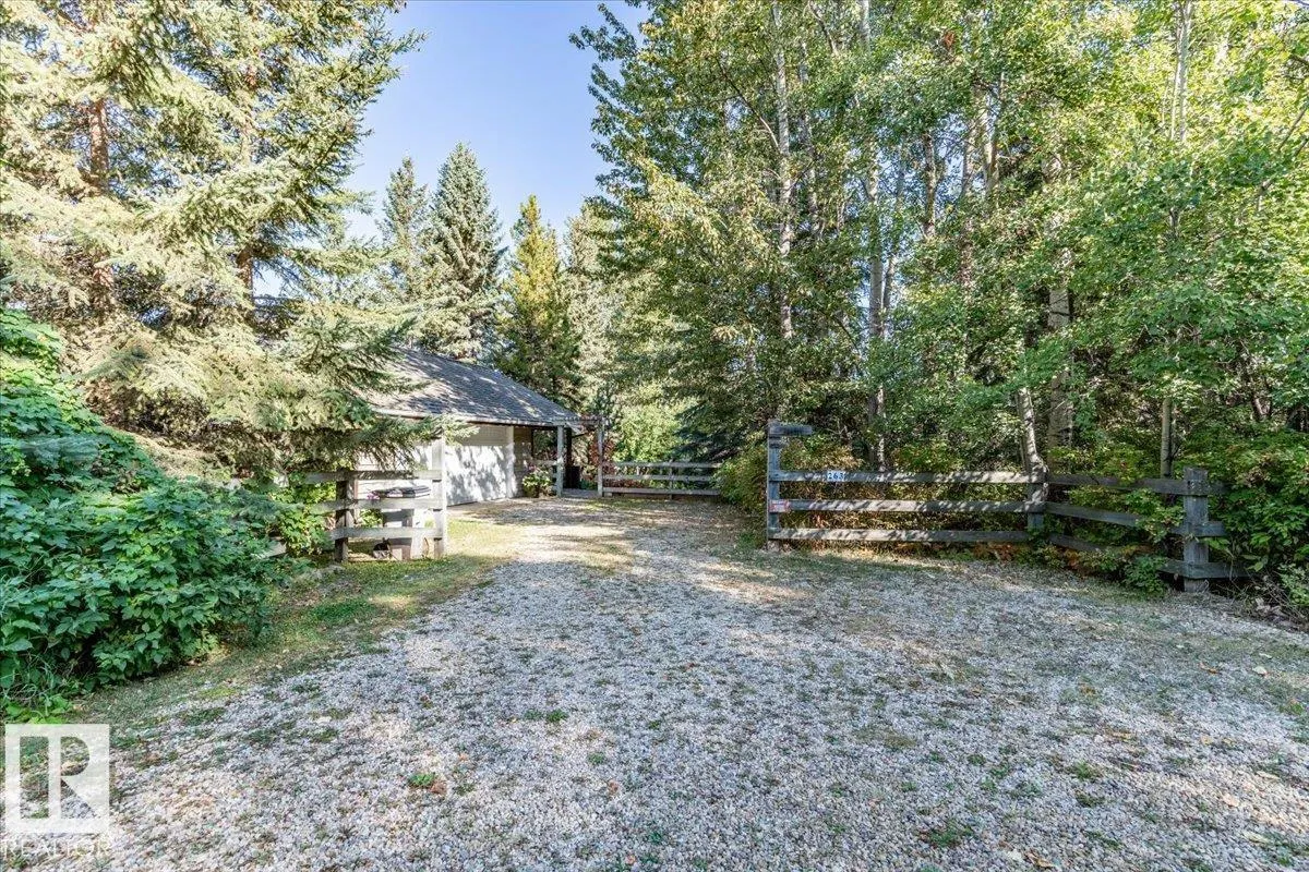 263 Lakeshore DR