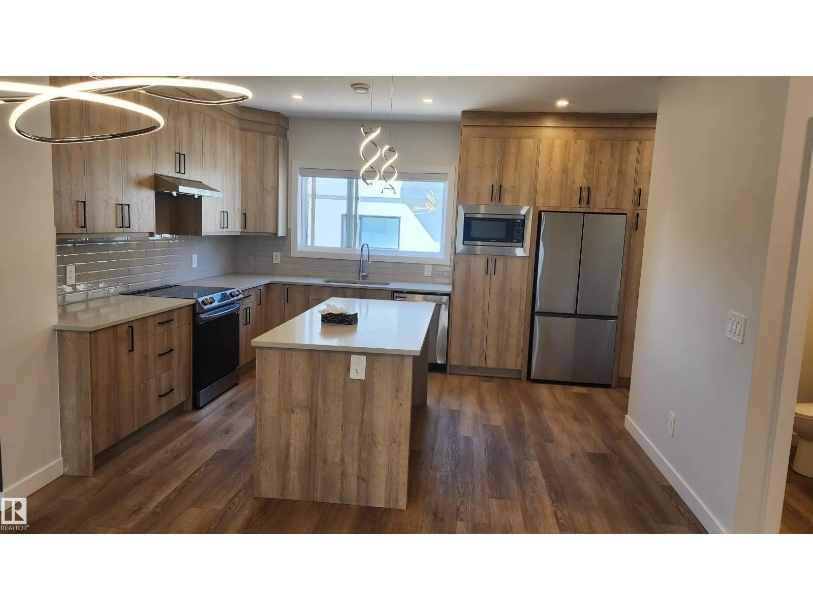 #45 10 SALISBURY WY