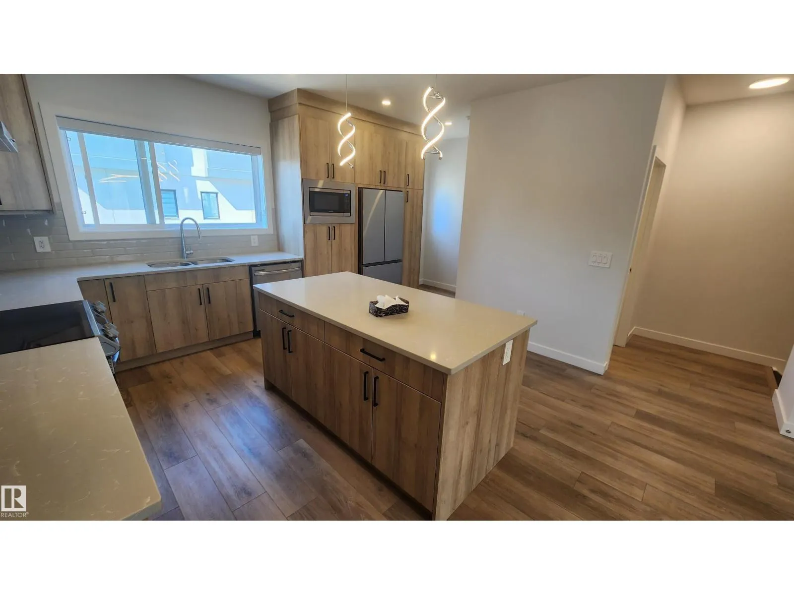 #45 10 SALISBURY WY