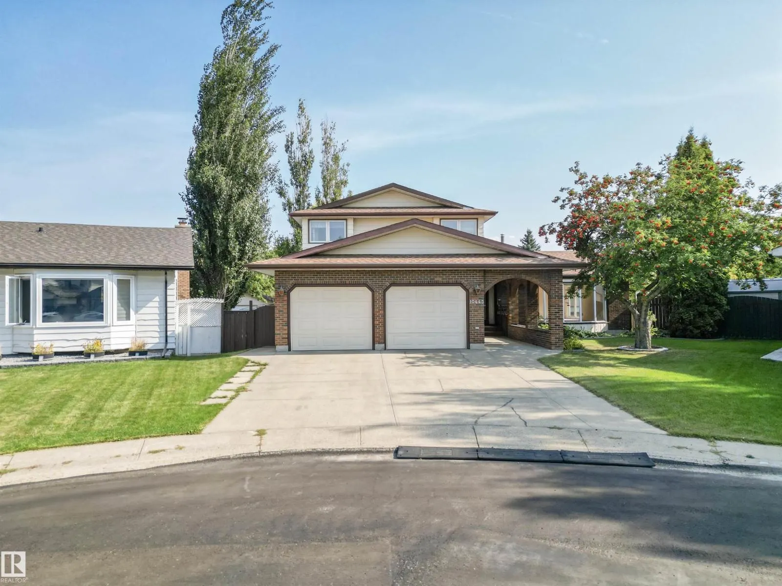 10443 21 AV NW