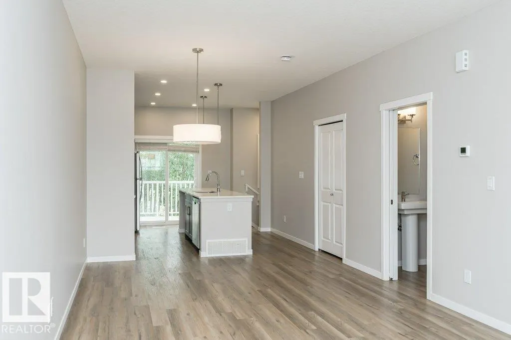 #50 320 Secord BV NW