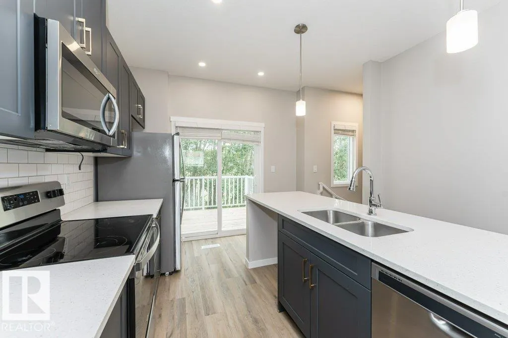 #50 320 Secord BV NW