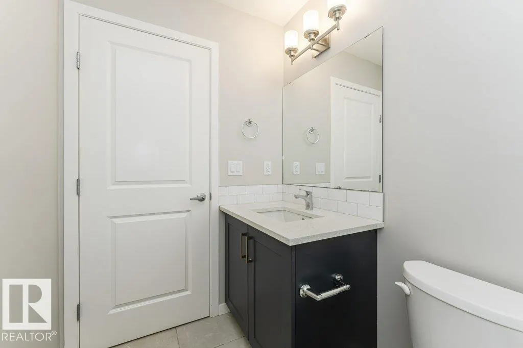 #50 320 Secord BV NW