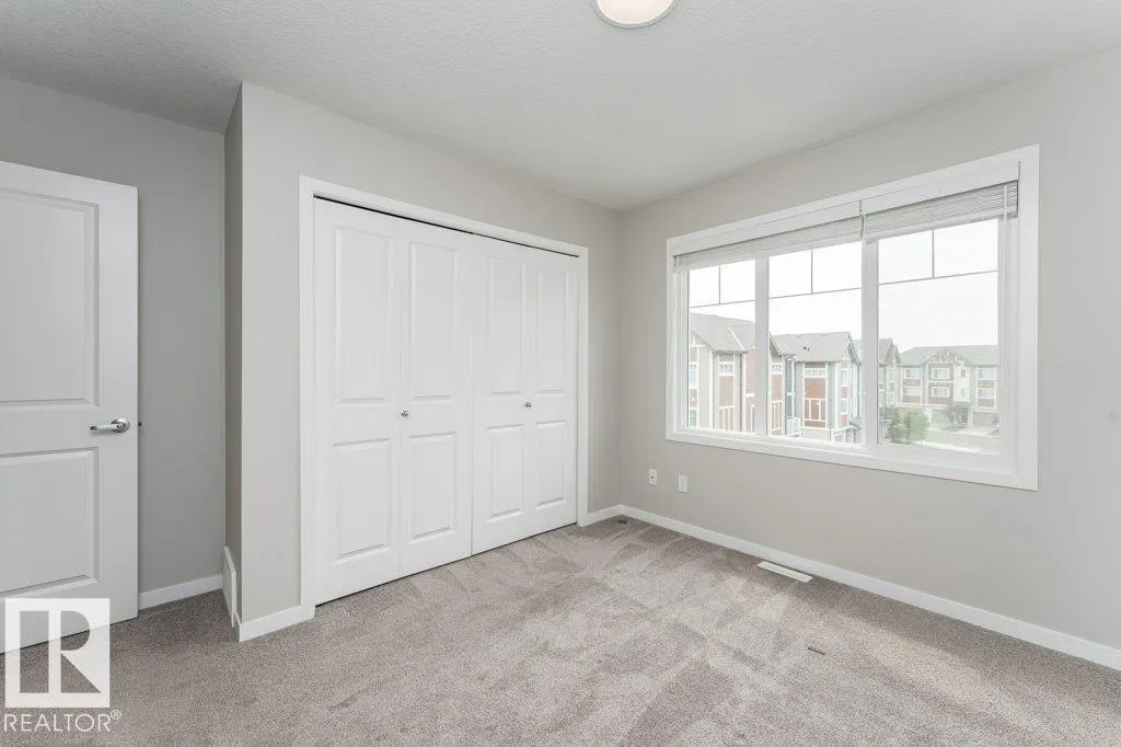 #50 320 Secord BV NW
