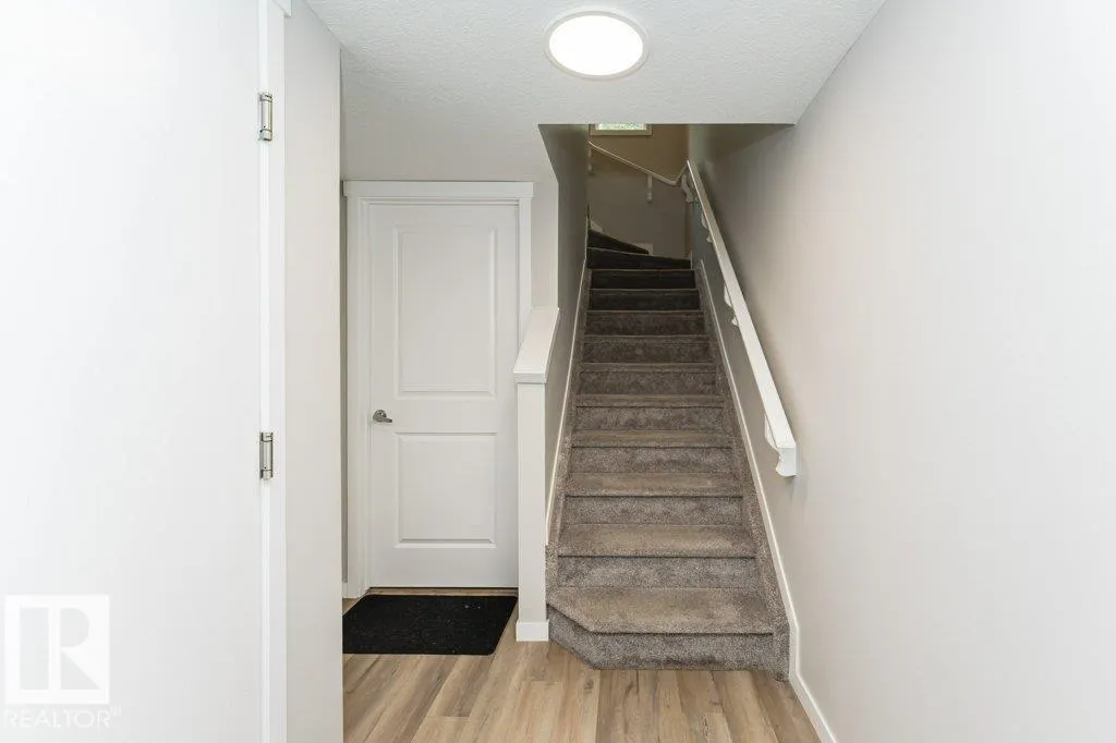 #50 320 Secord BV NW