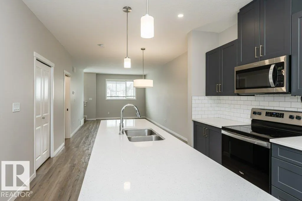 #50 320 Secord BV NW