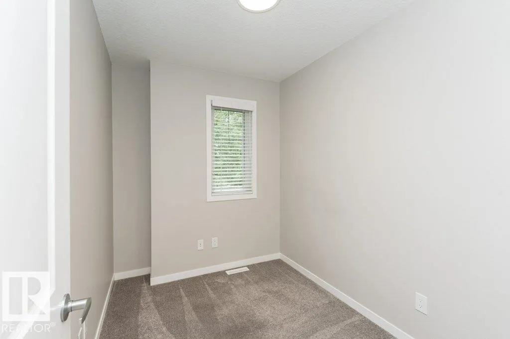 #50 320 Secord BV NW