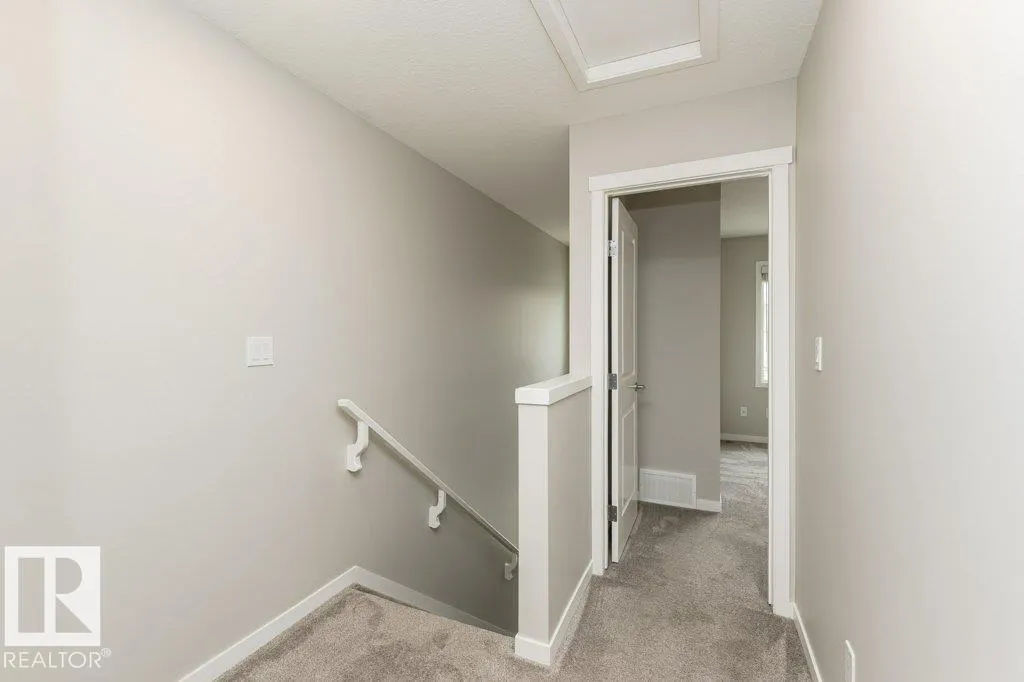 #50 320 Secord BV NW