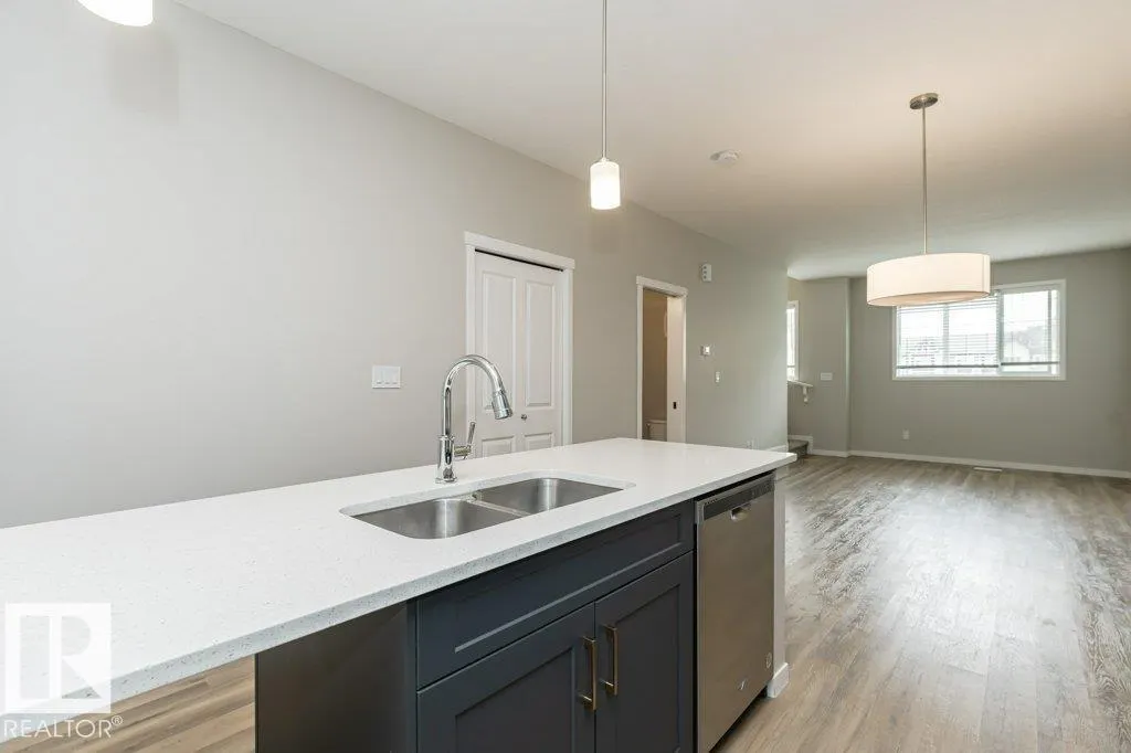 #50 320 Secord BV NW