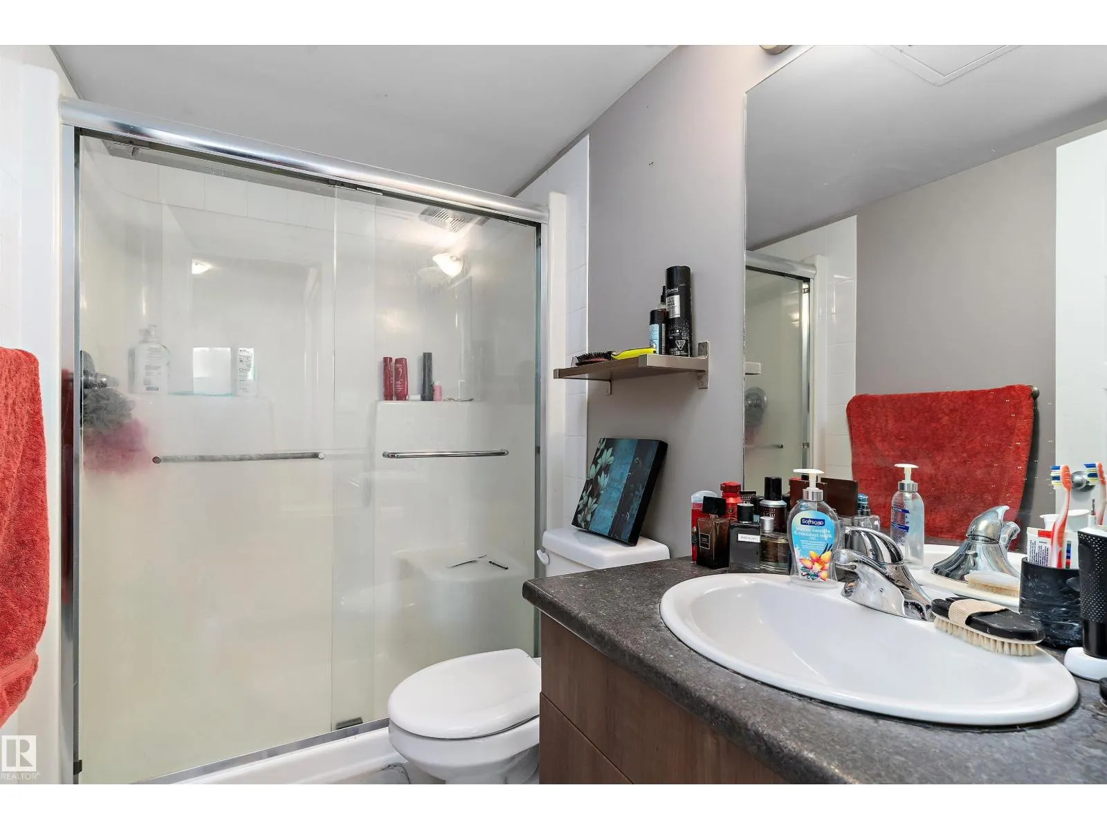 #110 10518 113 ST NW
