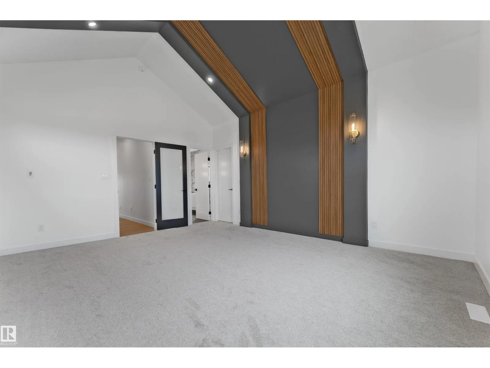 57 ELDRIDGE PT