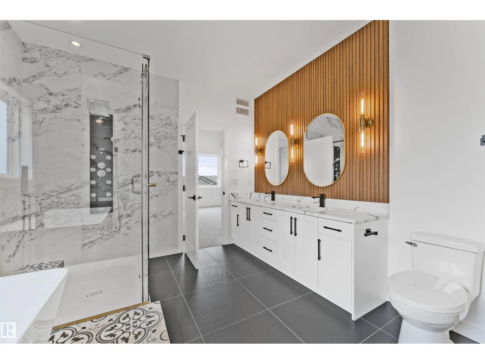 57 ELDRIDGE PT