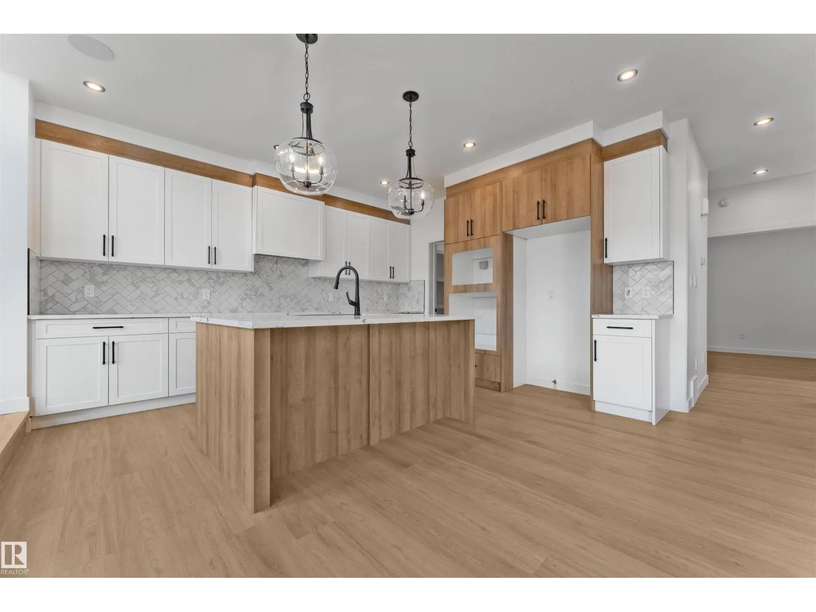 57 ELDRIDGE PT