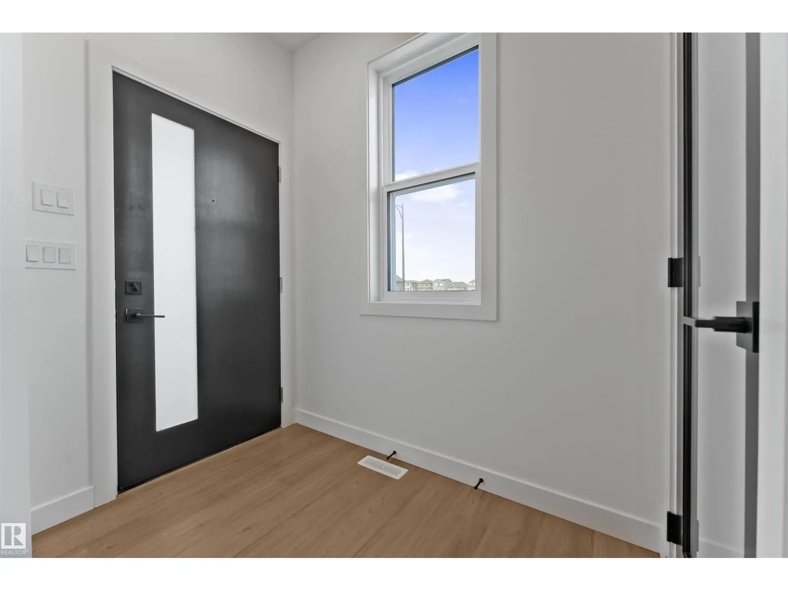 57 ELDRIDGE PT