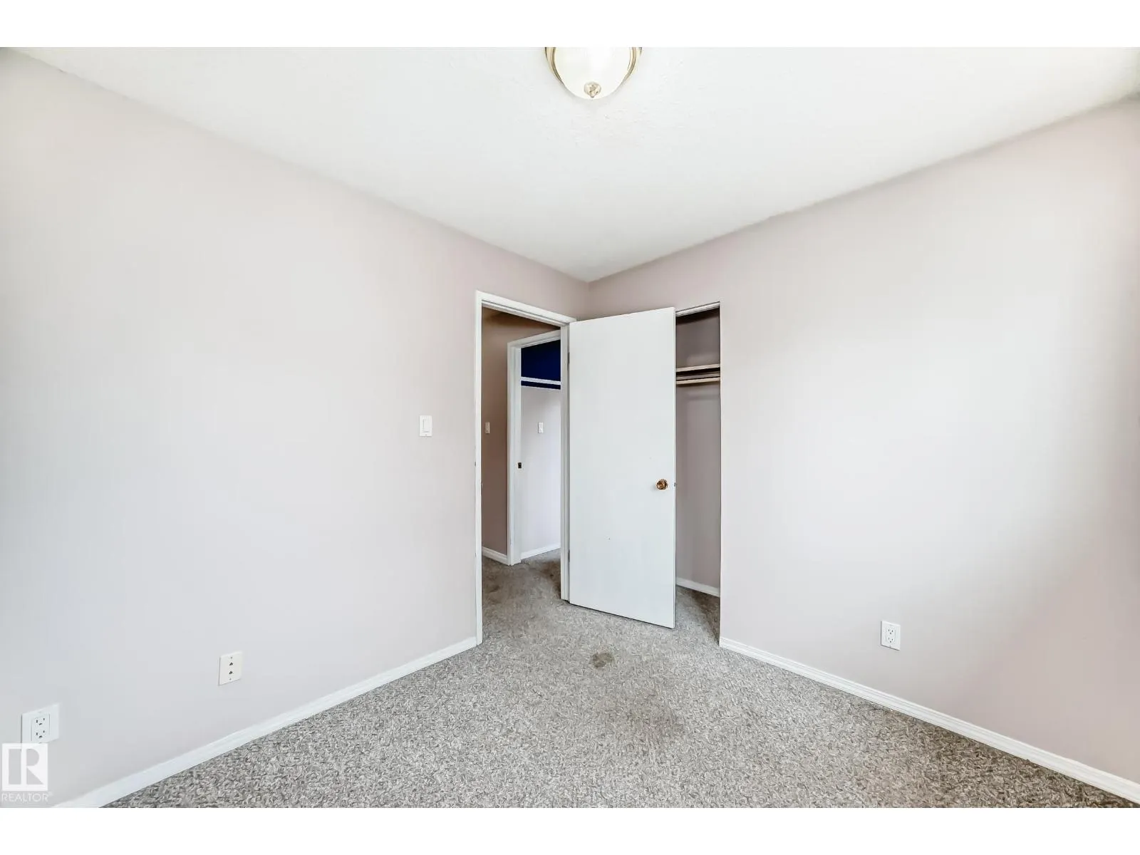 #24 1651 46 ST NW