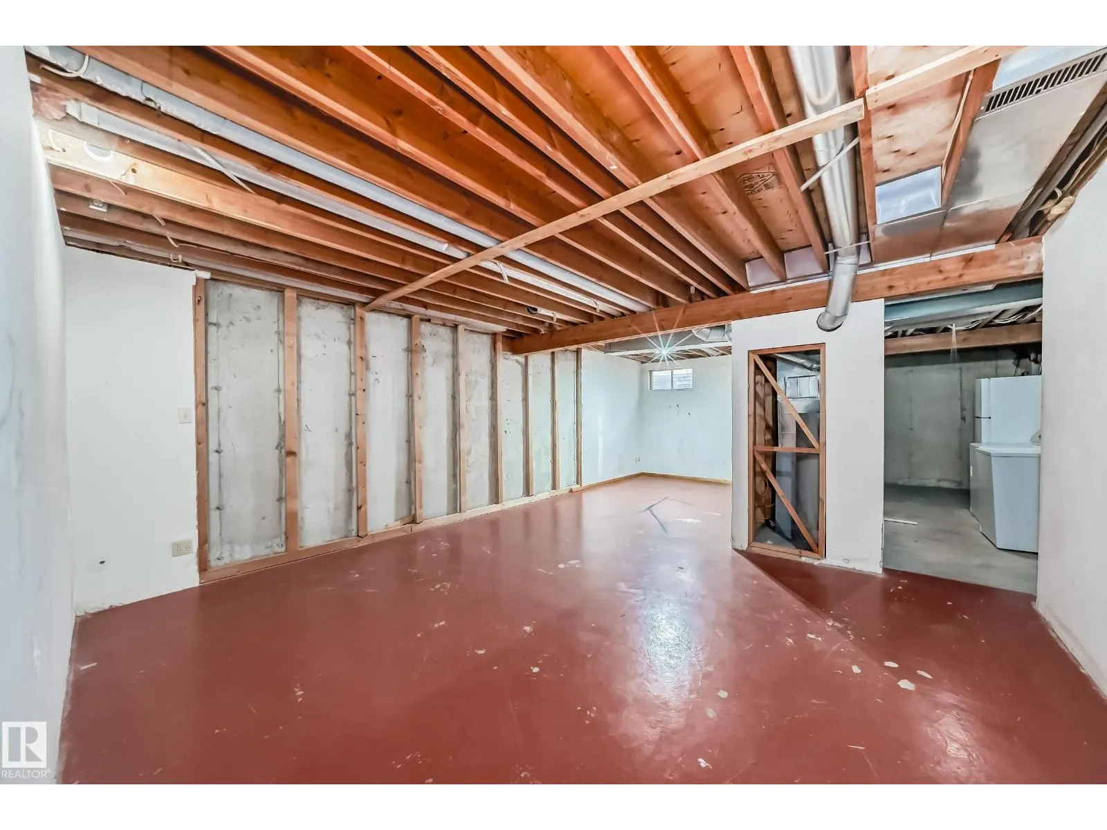 #24 1651 46 ST NW