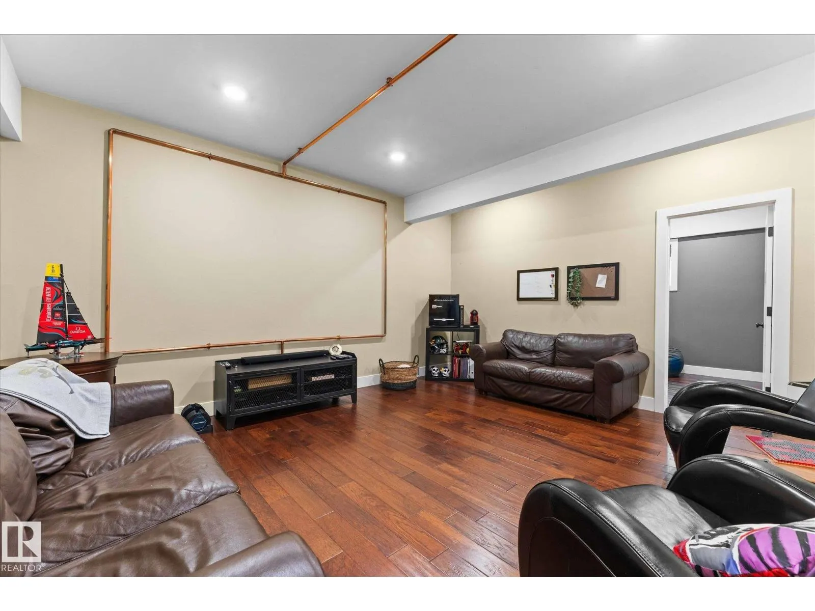 #13 54029 RGE ROAD 275