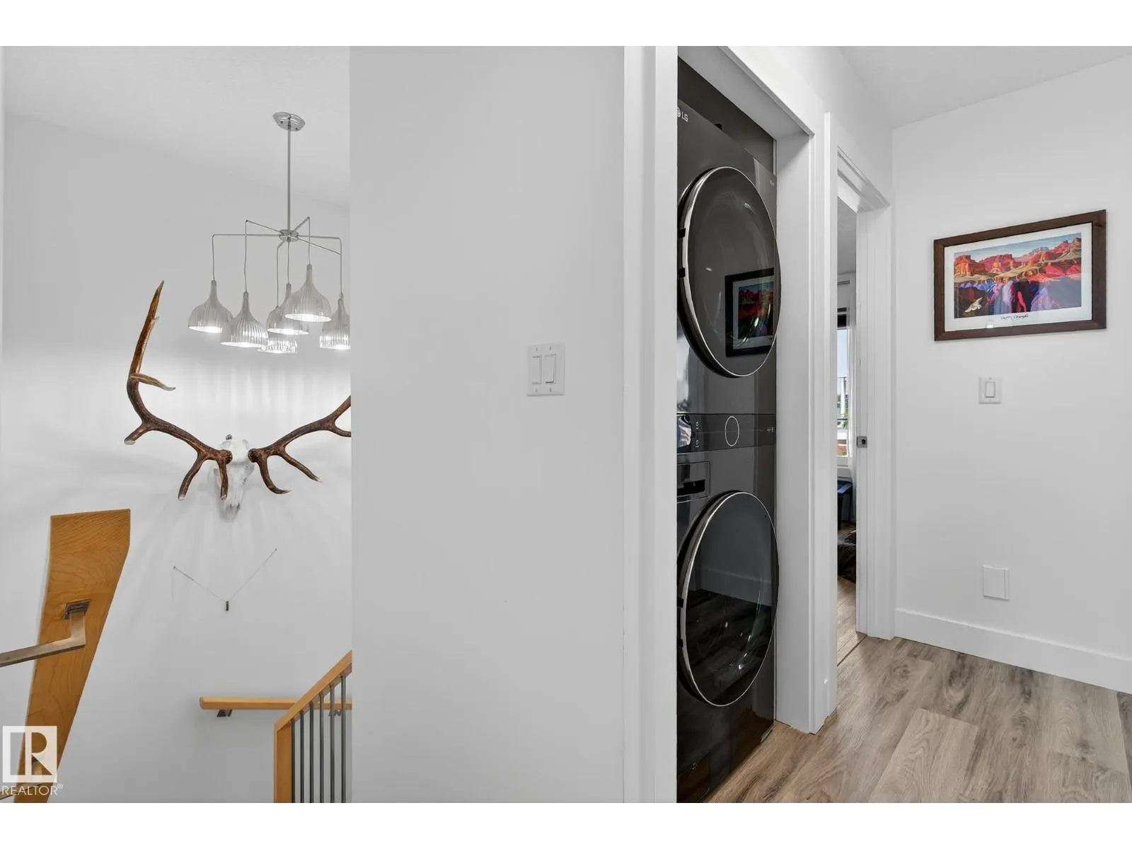 15915 104 AV NW