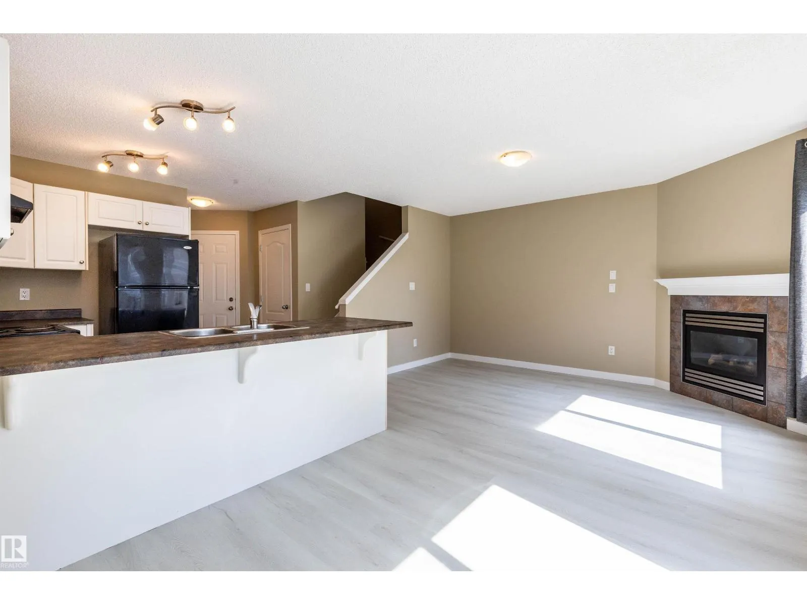 #116 5001 62 ST