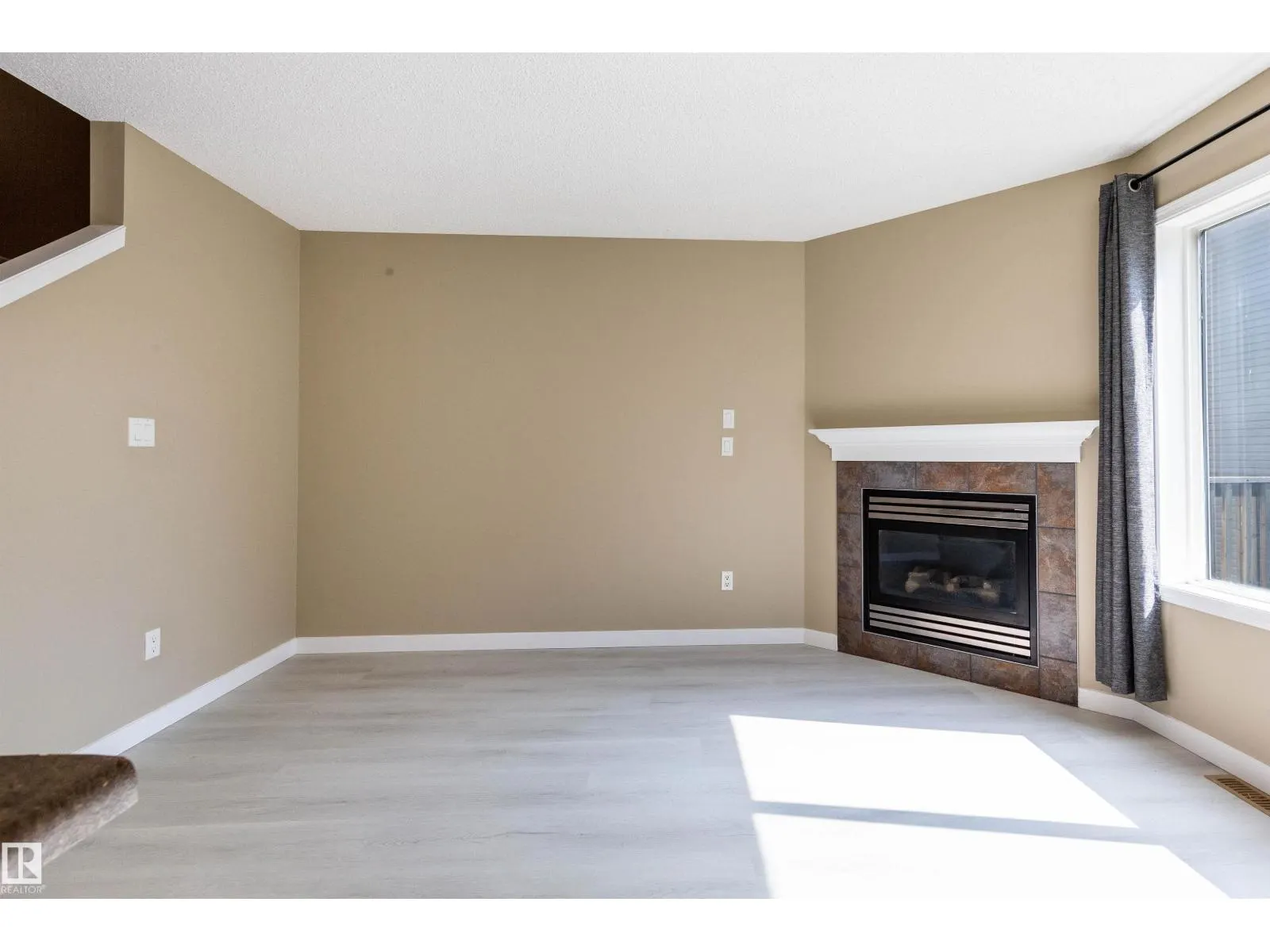 #116 5001 62 ST