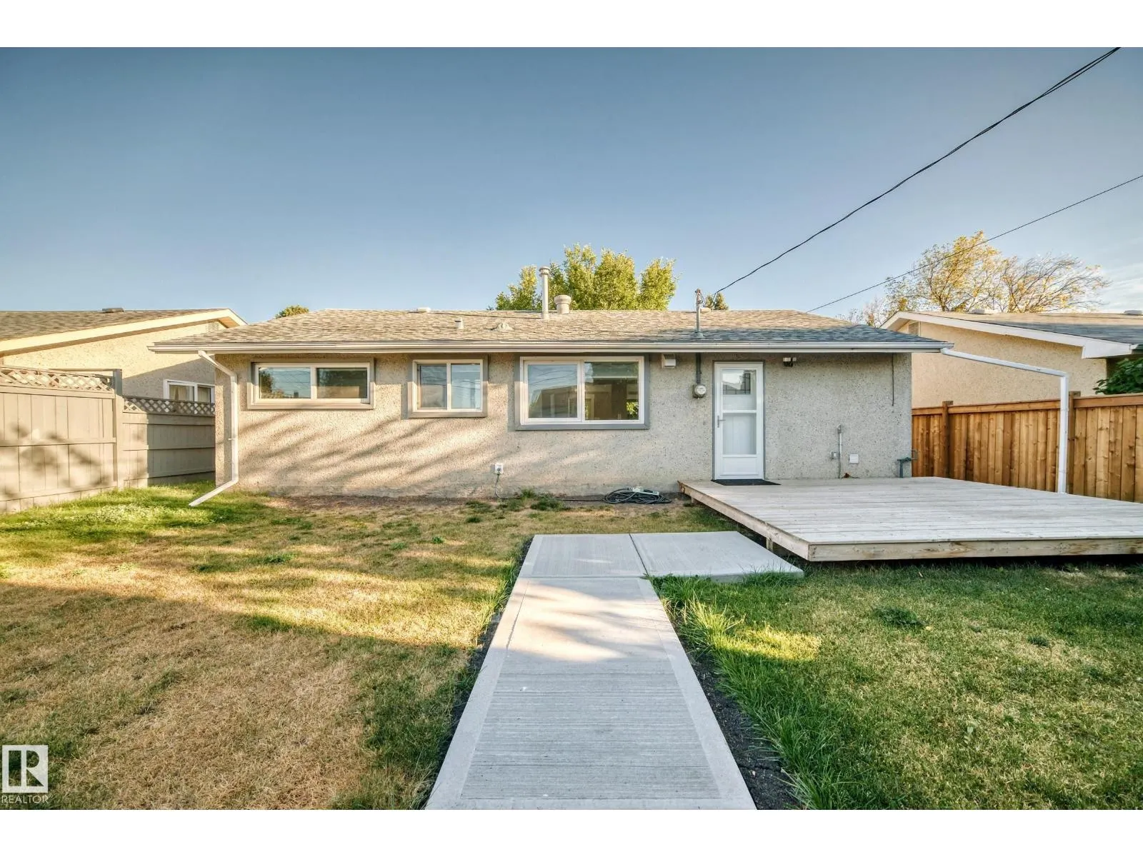 8811 130A AV NW