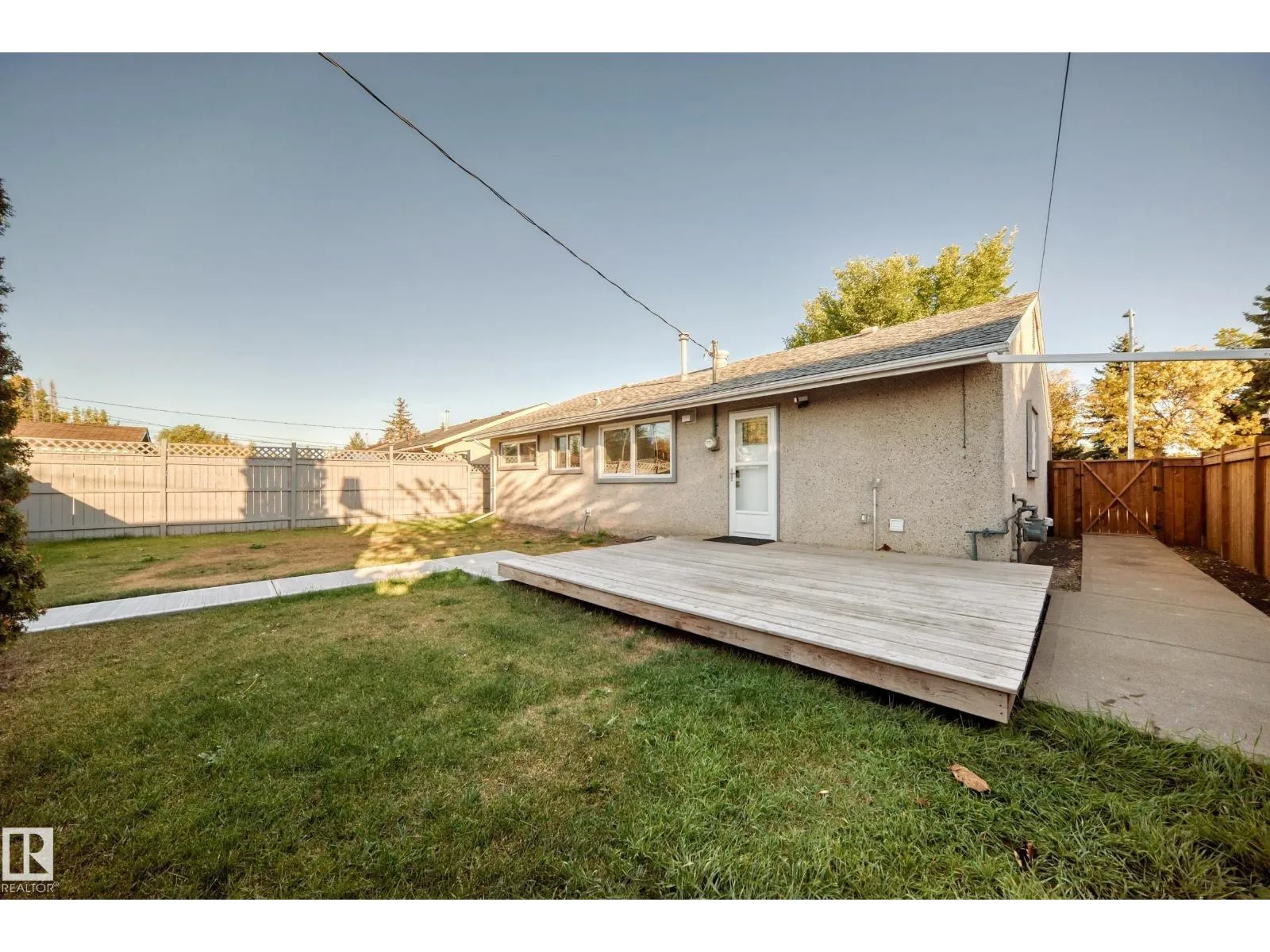 8811 130A AV NW