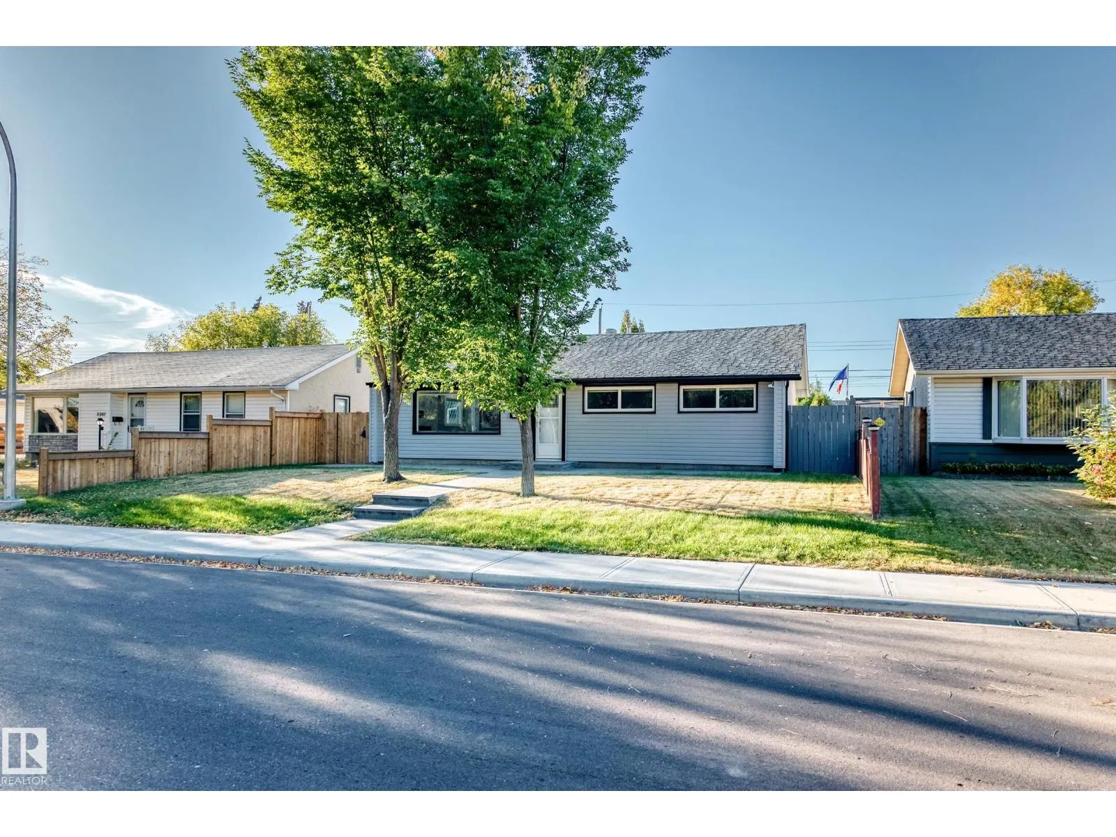 8811 130A AV NW