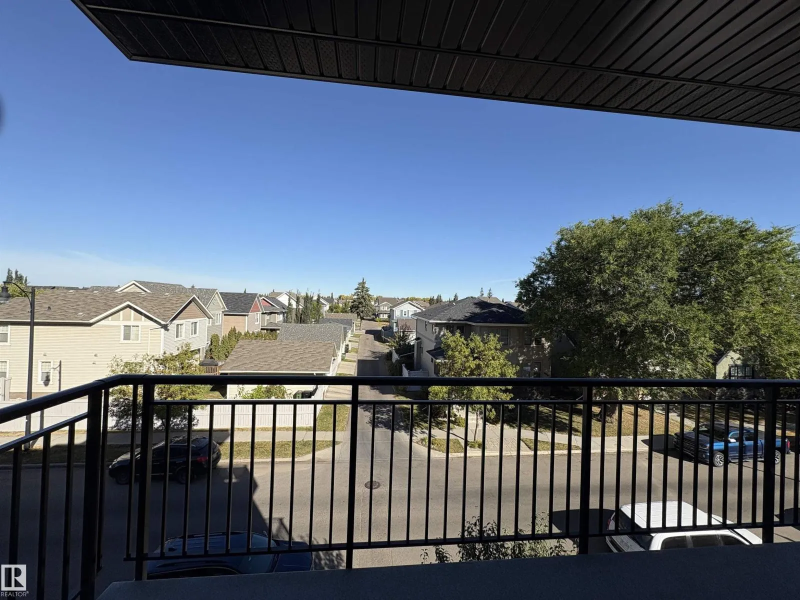 #307 560 GRIESBACH PARADE PR NW