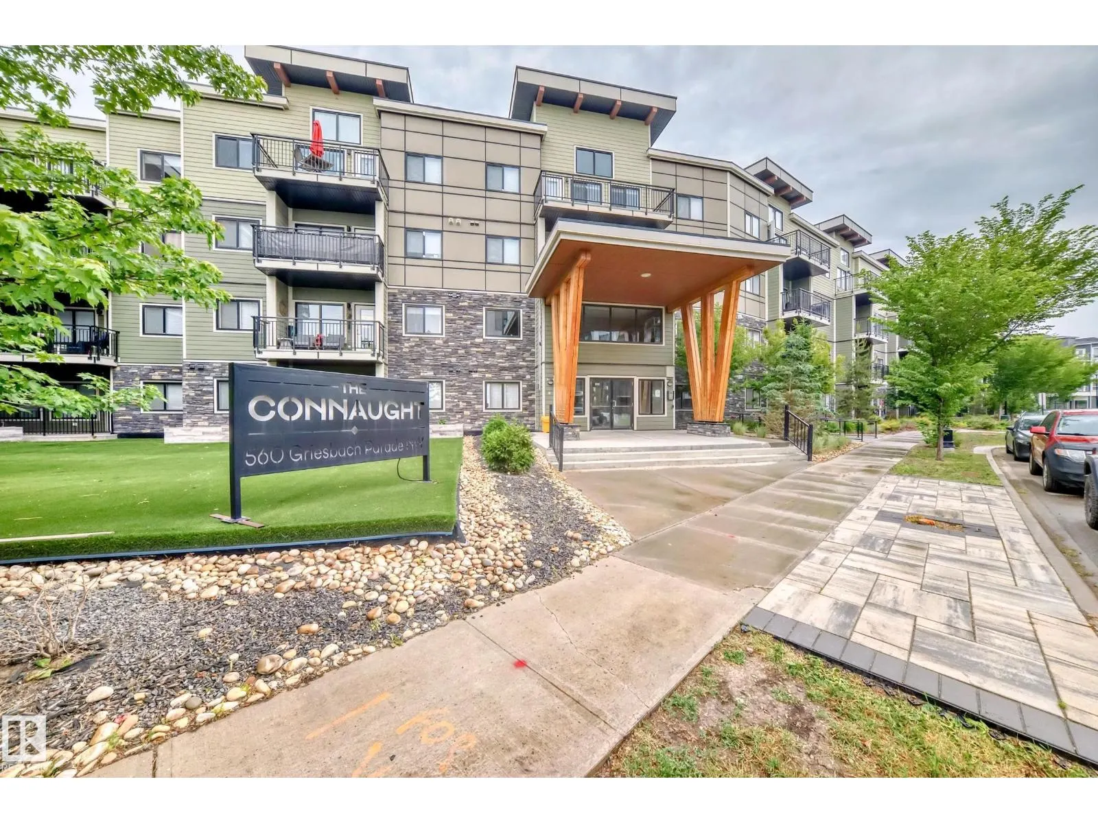 #307 560 GRIESBACH PARADE PR NW