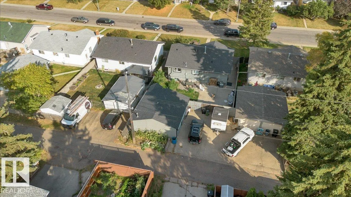 10548 40 ST NW
