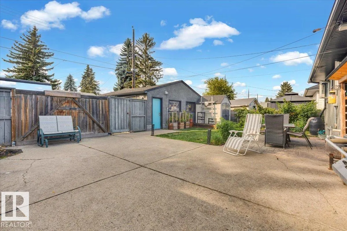 10548 40 ST NW