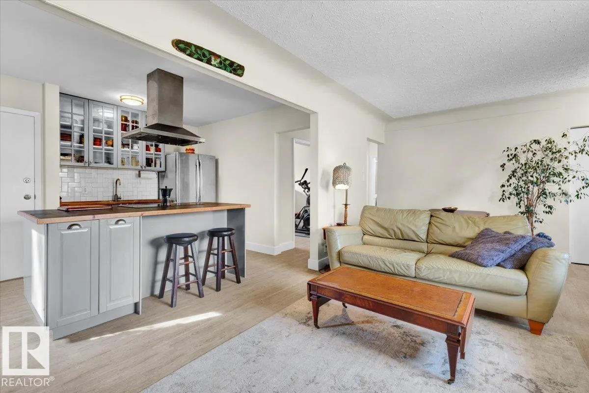 10548 40 ST NW