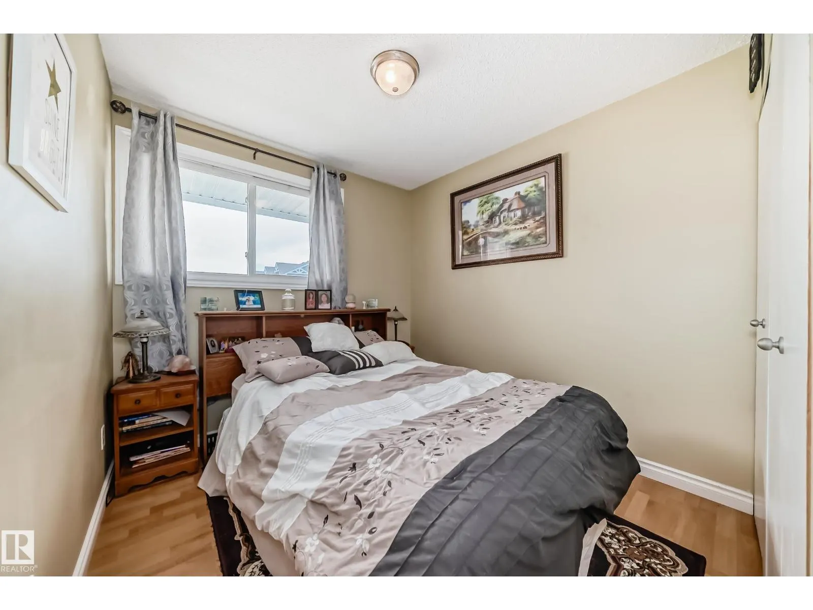 472 CLAREVIEW RD NW NW