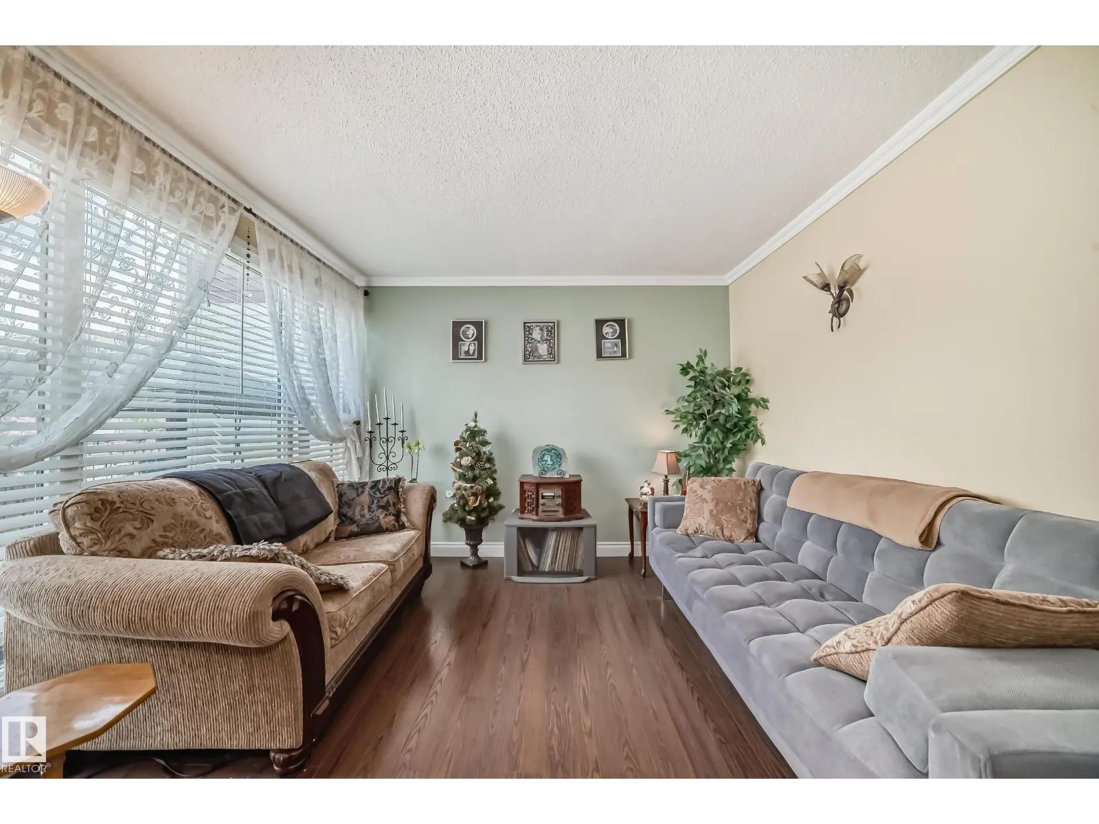 472 CLAREVIEW RD NW NW