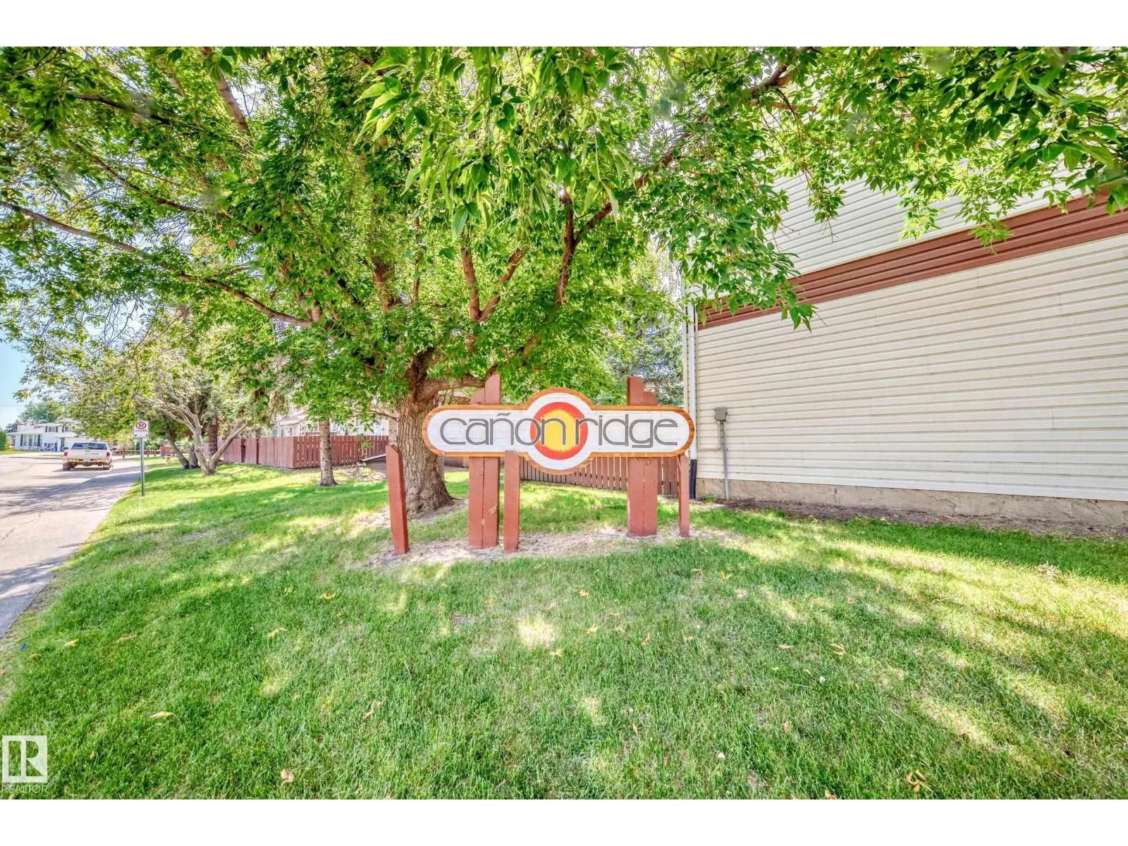 472 CLAREVIEW RD NW NW