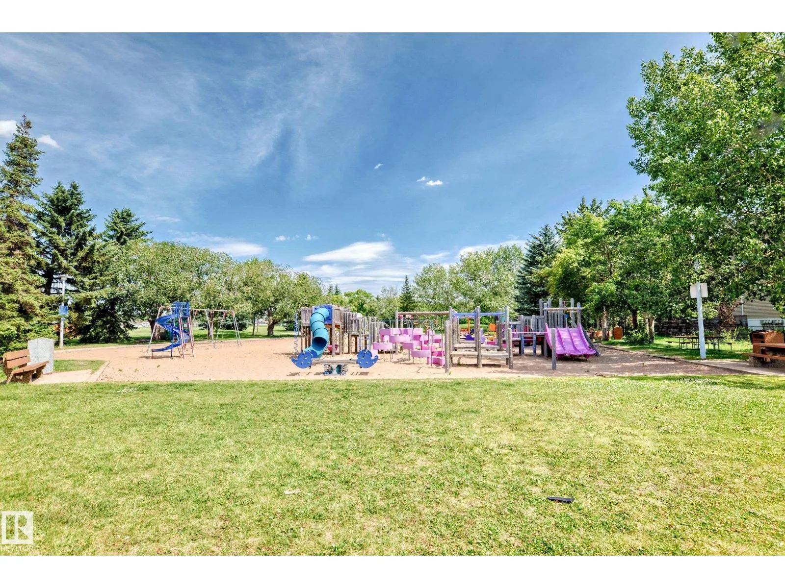 472 CLAREVIEW RD NW NW