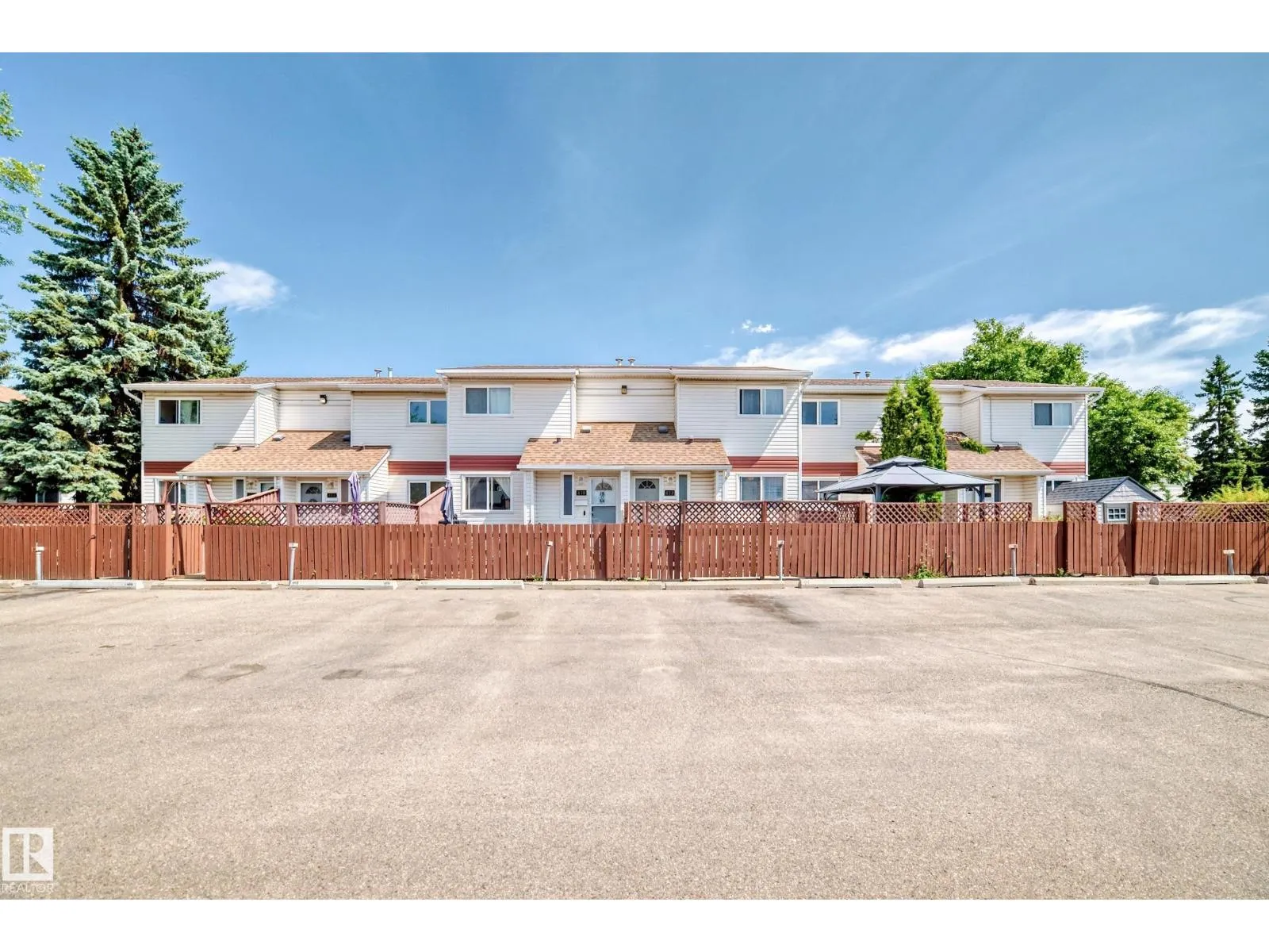 472 CLAREVIEW RD NW NW