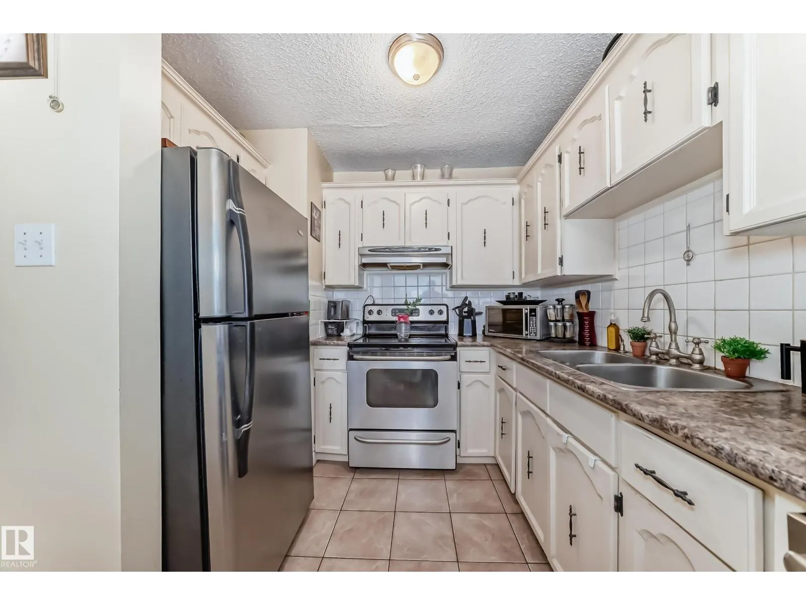 472 CLAREVIEW RD NW NW