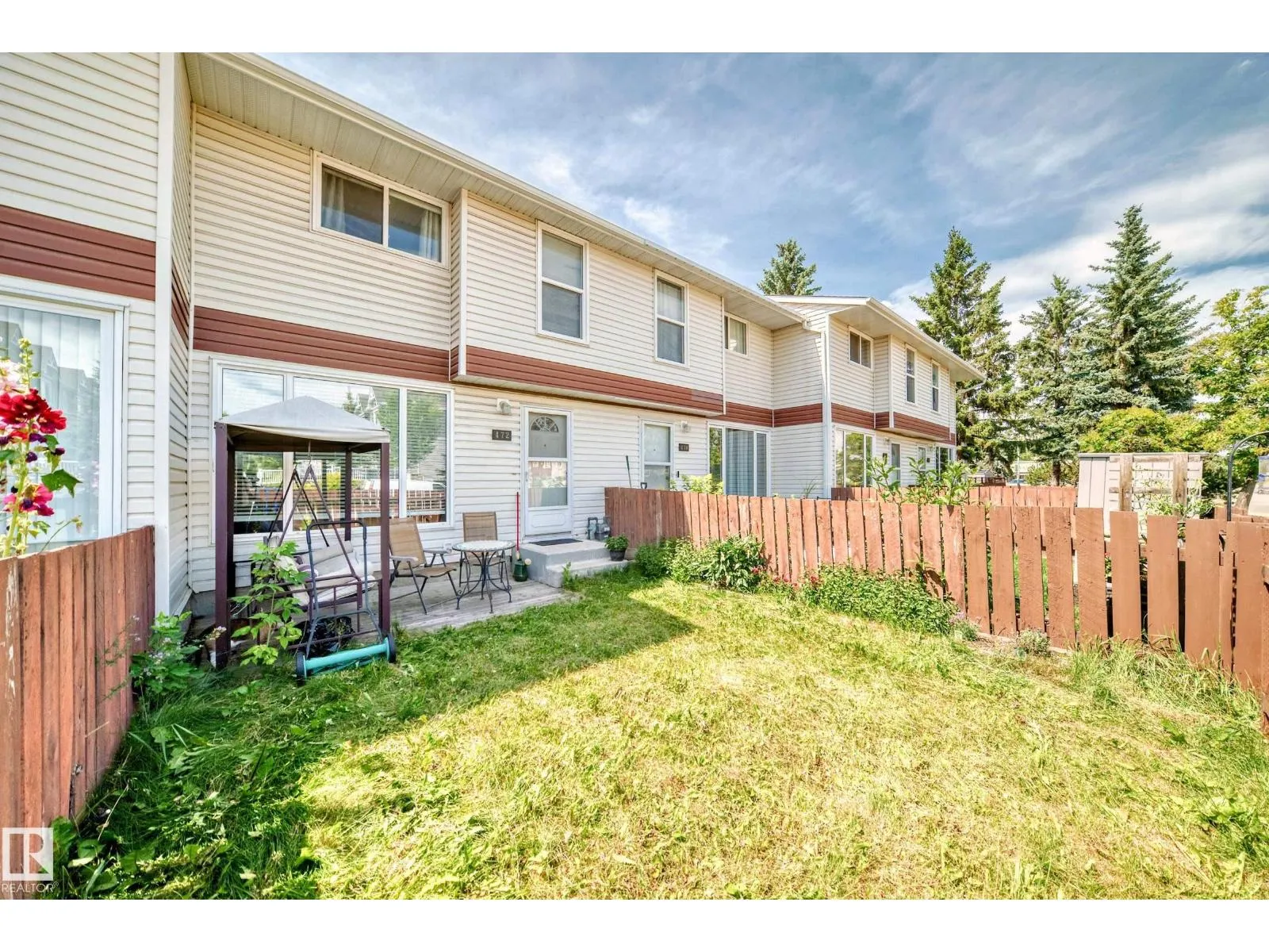 472 CLAREVIEW RD NW NW