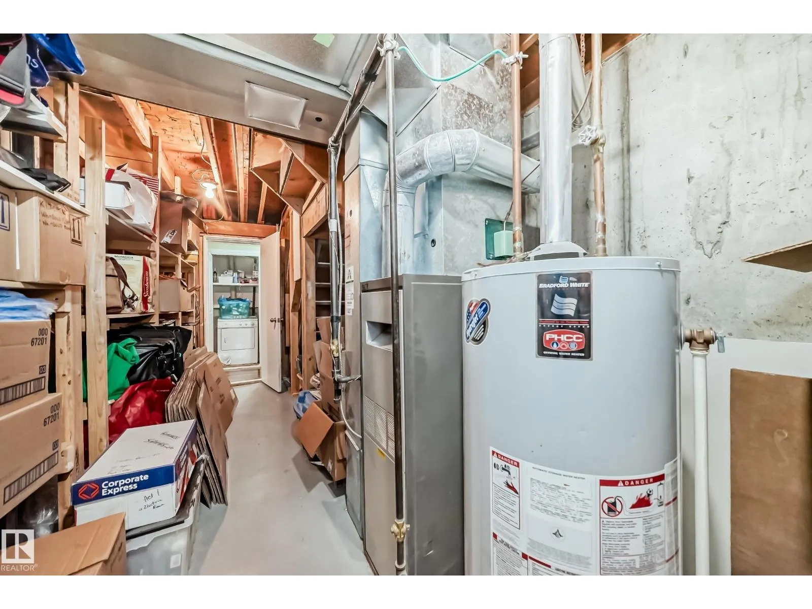 472 CLAREVIEW RD NW NW