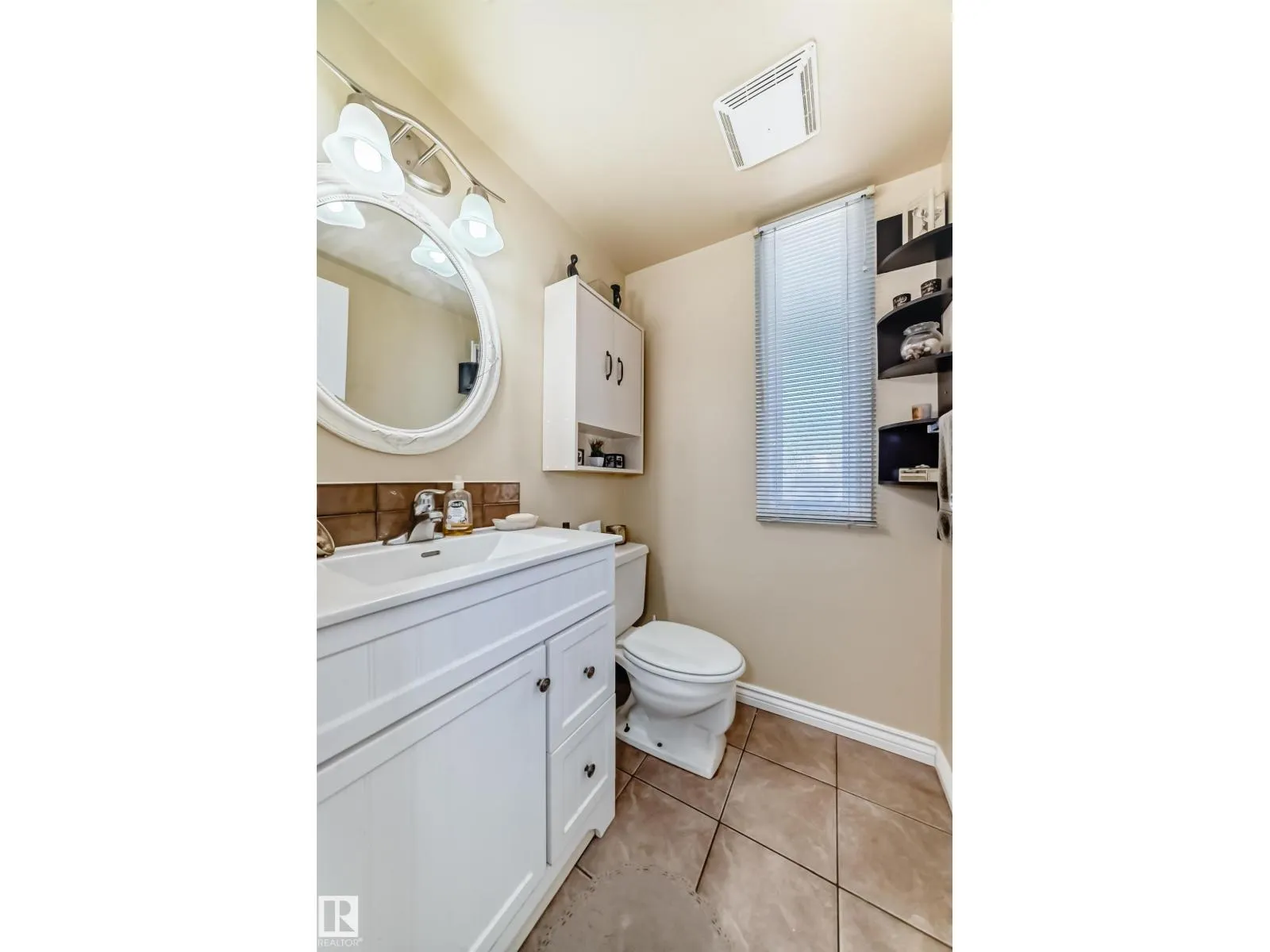 472 CLAREVIEW RD NW NW