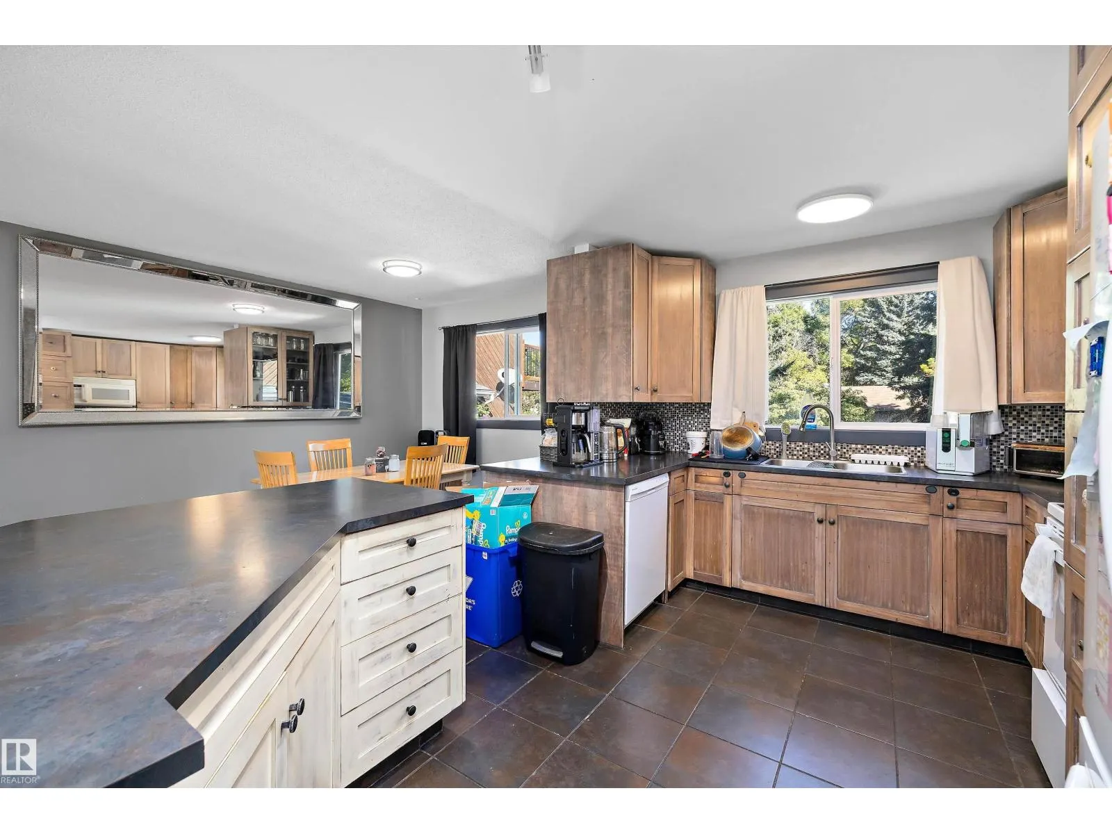 14 FALLHAVEN PL